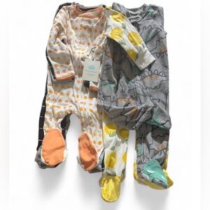 5pcs of Assorted 6-9months onesies footsies (Cloud Island and Carters)